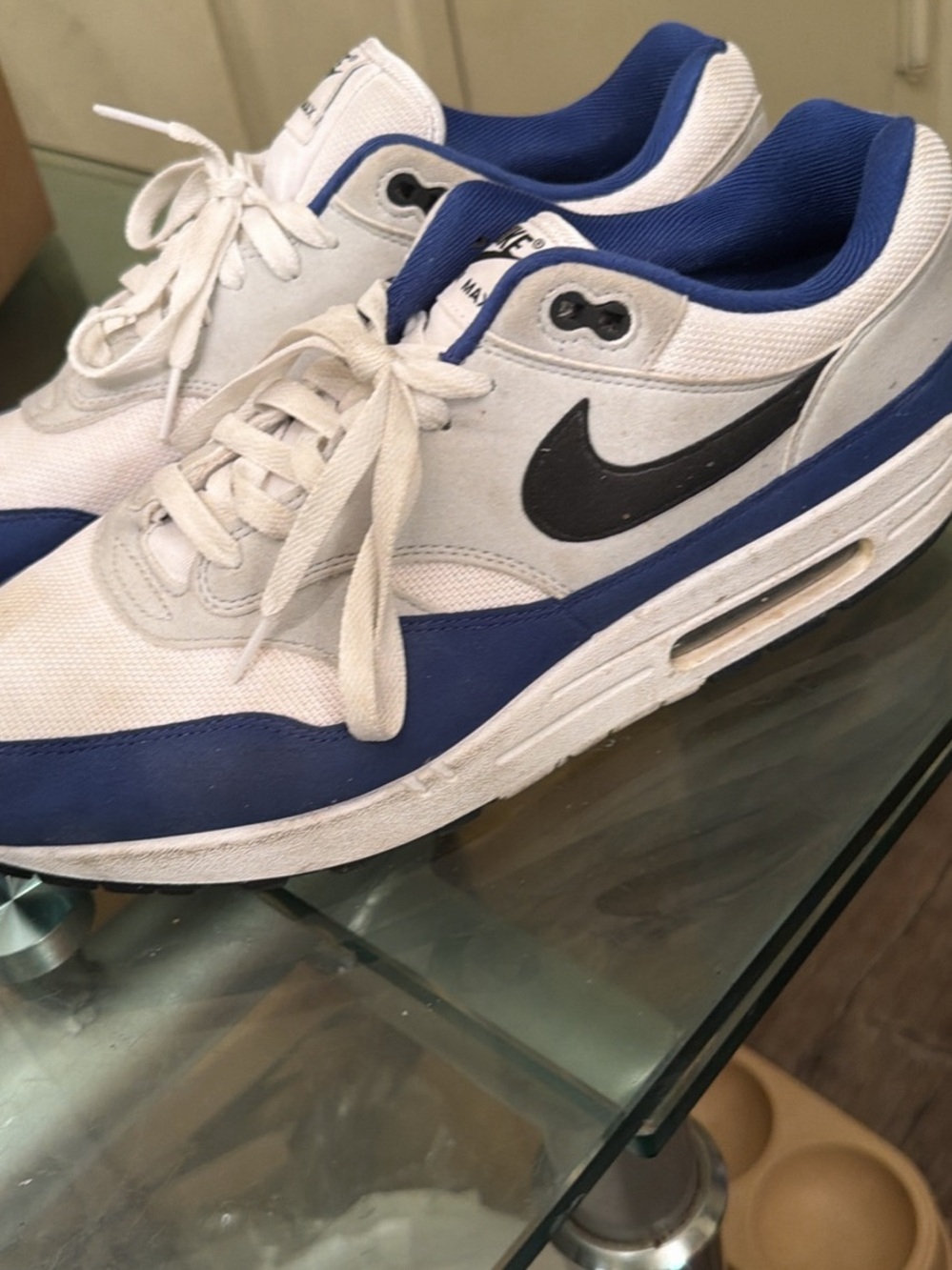 Nike Men’s White, Blue and Black Low-Top Sneakers